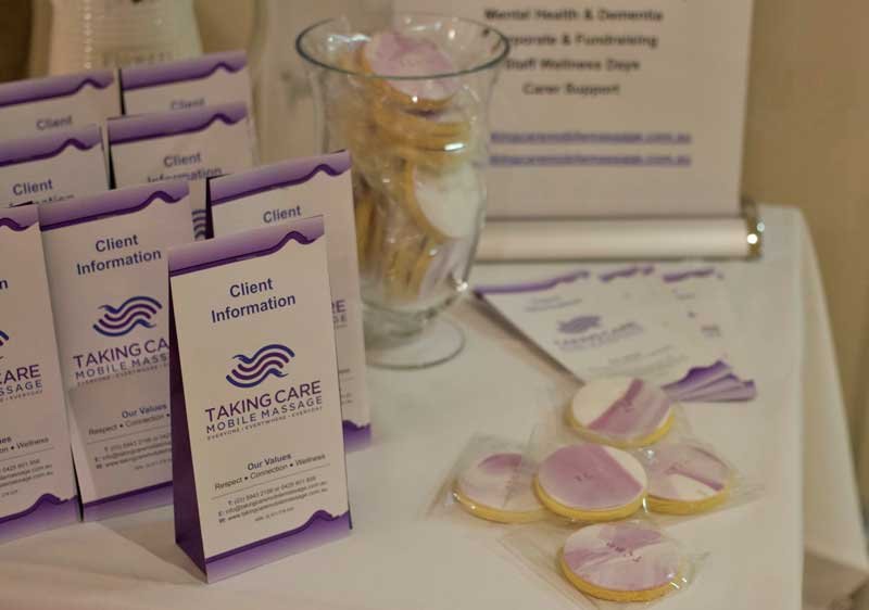 Table with a card for client information.